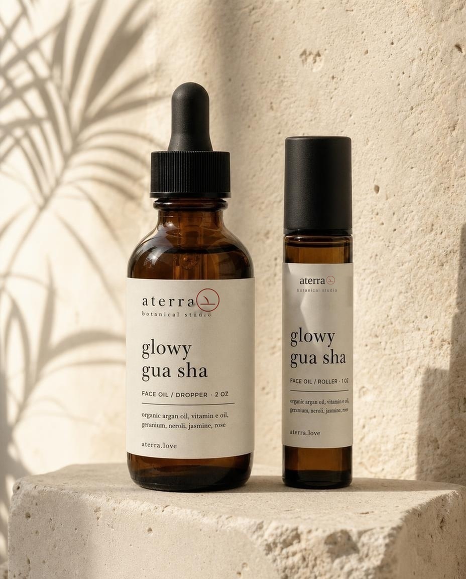 Glowy Gua Sha Face Oil — aterra